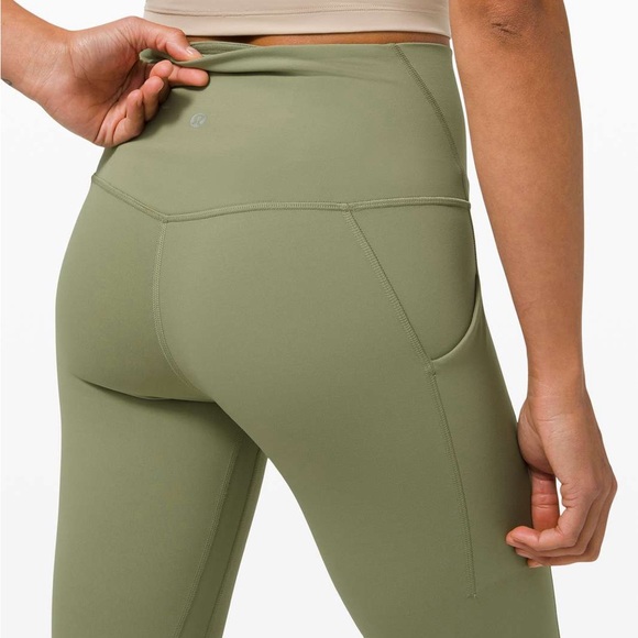 Lululemon legging - Picture 2 of 4